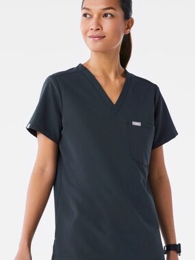 Figs Women's V-Neck Scrub Top - Dark Harbor